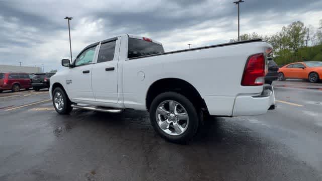 Thumbnail: 2019 RAM 1500 Classic - 6