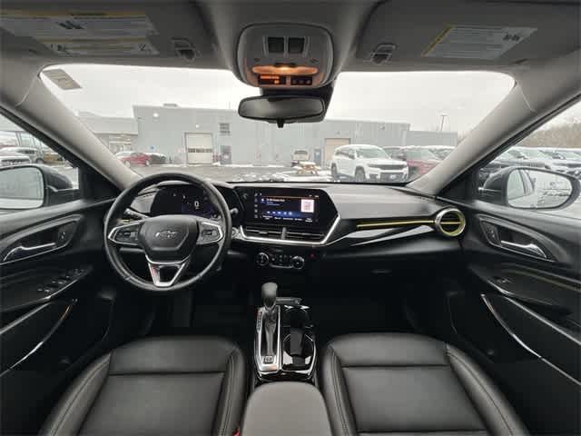 Thumbnail: 2024 Chevrolet Trax - 14