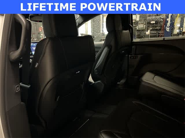 Thumbnail: 2026 Chrysler Pacifica - 16