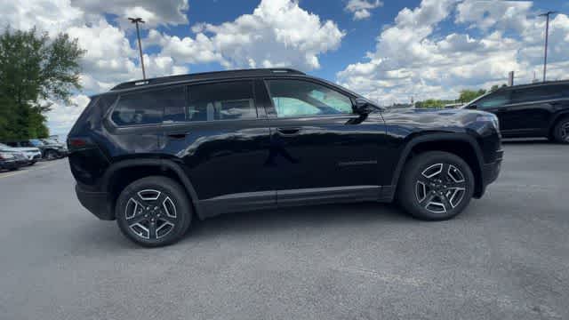 Thumbnail: 2026 Jeep Cherokee - 9