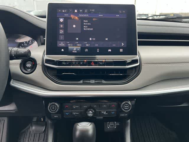 Thumbnail: 2024 Jeep Compass - 21