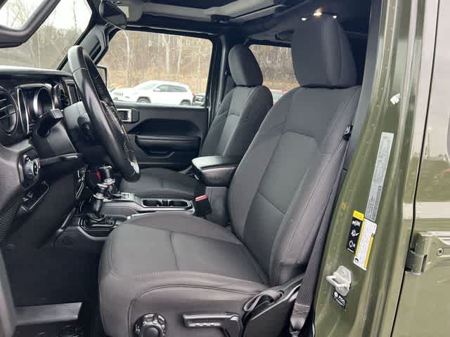 Thumbnail: 2022 Jeep Gladiator - 15