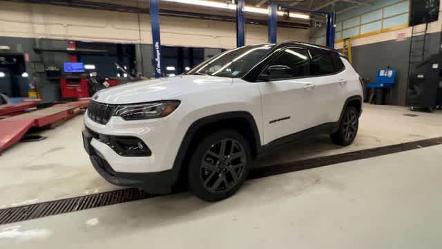 Thumbnail: 2026 Jeep Compass - 4