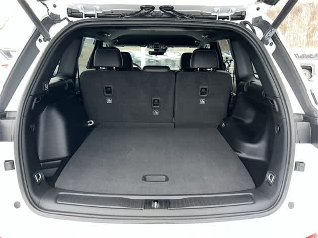 Thumbnail: 2025 Jeep Grand Cherokee - 24