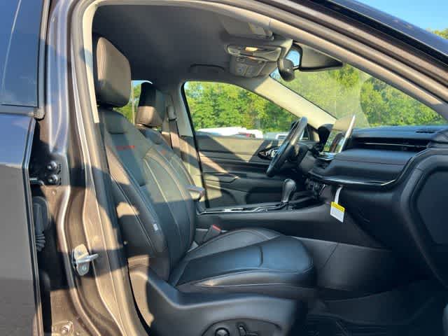 Thumbnail: 2022 Jeep Compass - 14