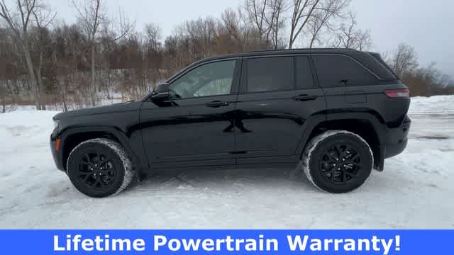 Thumbnail: 2026 Jeep Grand Cherokee - 5