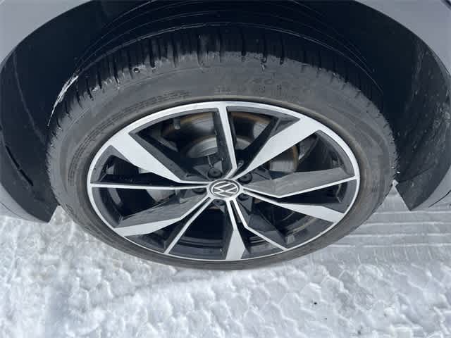 Thumbnail: 2022 Volkswagen Tiguan - 12