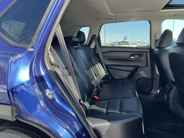 Thumbnail: 2023 Nissan Rogue - 18