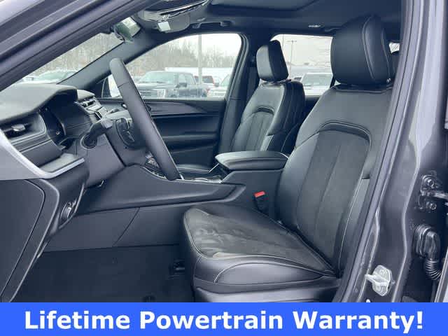 Thumbnail: 2025 Jeep Grand Cherokee - 15