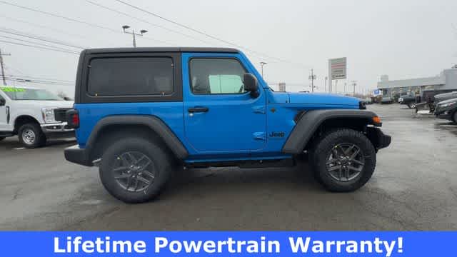 Thumbnail: 2026 Jeep Wrangler - 9