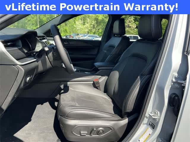 Thumbnail: 2025 Jeep Grand Cherokee L - 15