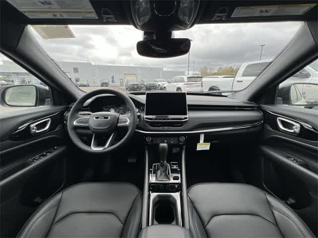 Thumbnail: 2026 Jeep Compass - 14