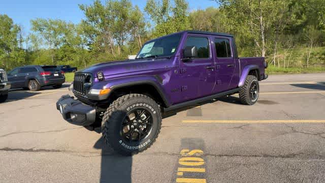 Thumbnail: 2026 Jeep Gladiator - 4