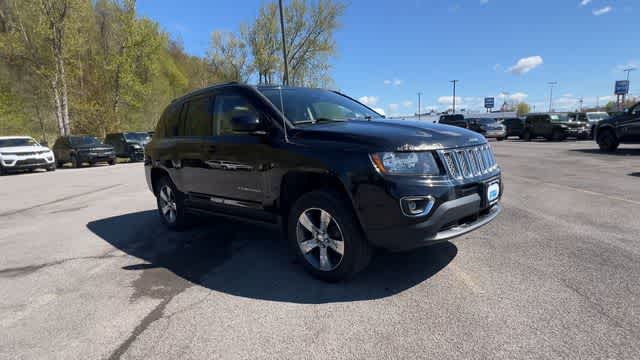 Thumbnail: 2017 Jeep Compass - 2