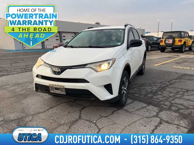 Thumbnail: 2018 Toyota RAV4 - 1