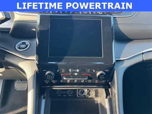 Thumbnail: 2025 Jeep Grand Cherokee - 21