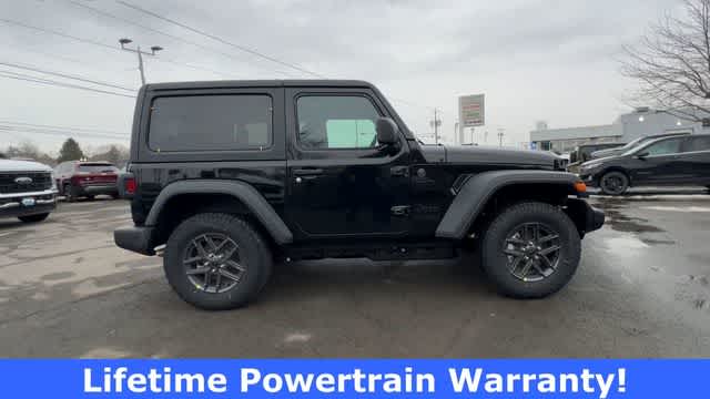 Thumbnail: 2026 Jeep Wrangler - 9