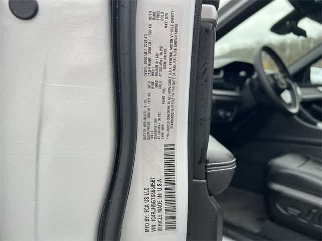 Thumbnail: 2025 Jeep Grand Cherokee - 26