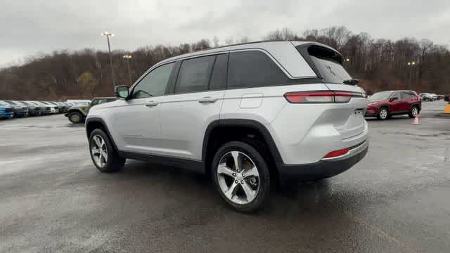 Thumbnail: 2026 Jeep Grand Cherokee - 6