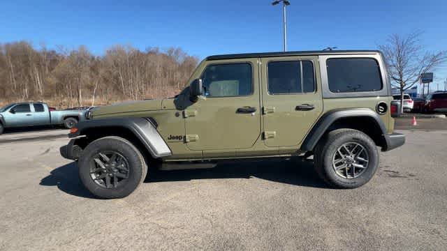 Thumbnail: 2026 Jeep Wrangler - 5