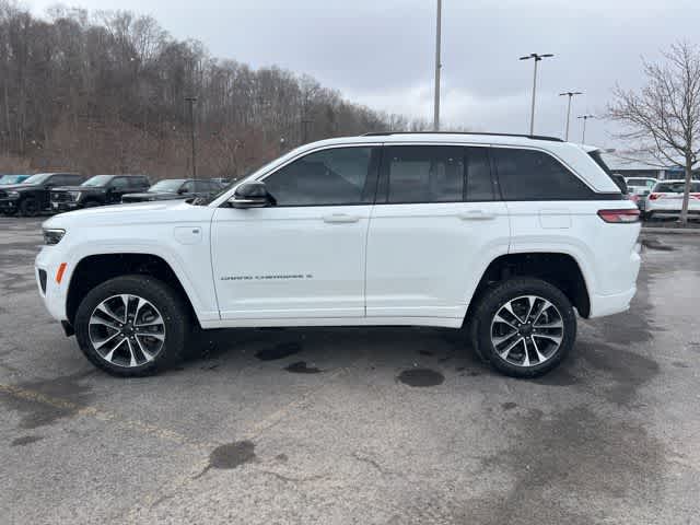 Thumbnail: 2023 Jeep Grand Cherokee - 3