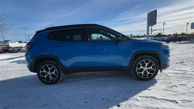Thumbnail: 2024 Jeep Compass - 9