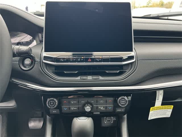 Thumbnail: 2026 Jeep Compass - 21