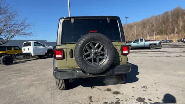 Thumbnail: 2026 Jeep Wrangler - 7
