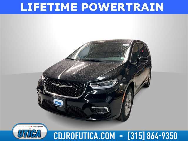 Thumbnail: 2026 Chrysler Pacifica - 1