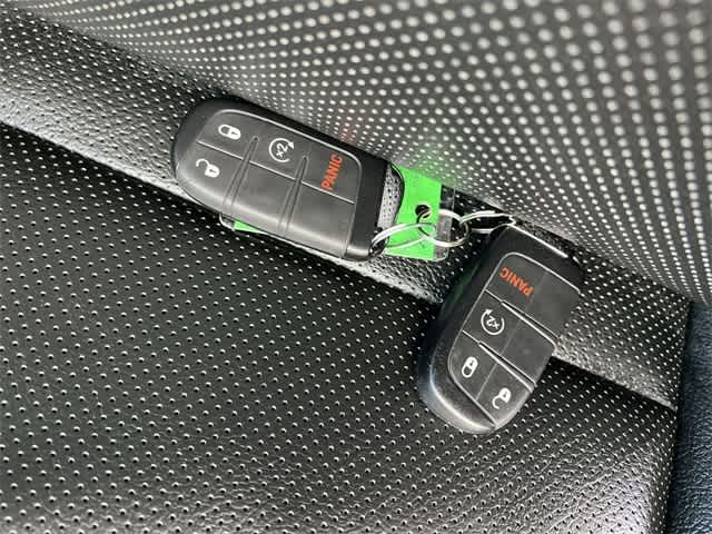 Thumbnail: 2022 Jeep Compass - 25