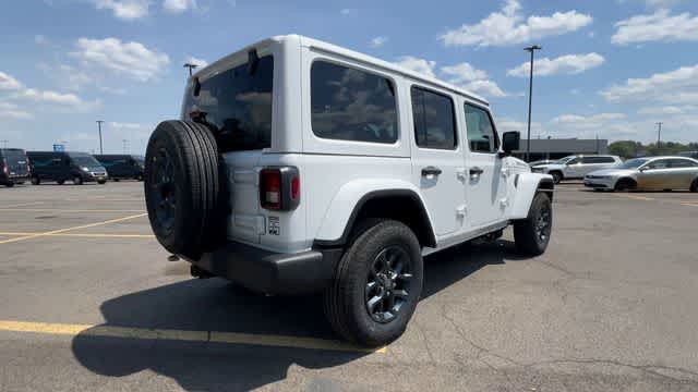 Thumbnail: 2026 Jeep Wrangler - 8