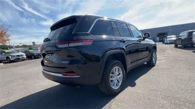 Thumbnail: 2025 Jeep Grand Cherokee - 8