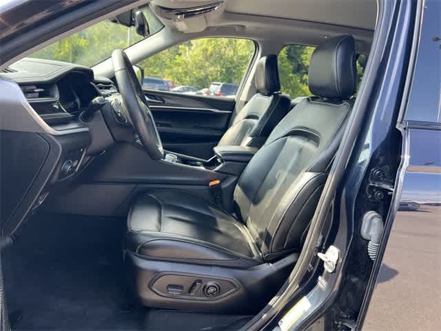 Thumbnail: 2022 Jeep Grand Cherokee - 15