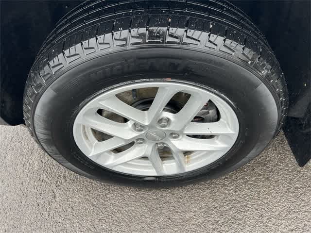 Thumbnail: 2023 Jeep Grand Cherokee - 12