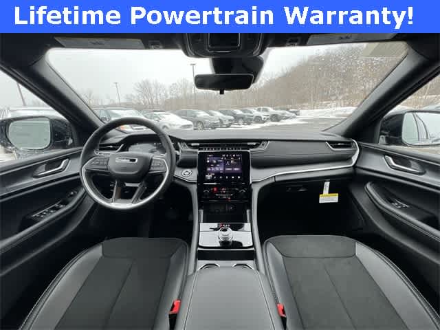 Thumbnail: 2025 Jeep Grand Cherokee L - 14