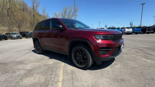 Thumbnail: 2025 Jeep Grand Cherokee - 2