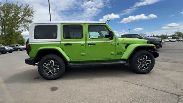 Thumbnail: 2026 Jeep Wrangler - 9