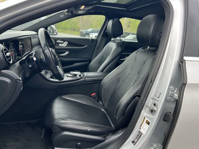 Thumbnail: 2019 Mercedes-Benz E-Class - 23