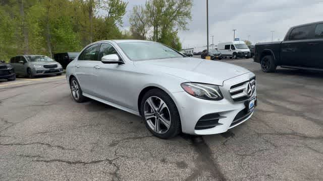 Thumbnail: 2019 Mercedes-Benz E-Class - 2