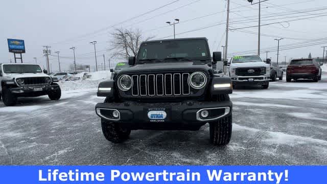 Thumbnail: 2026 Jeep Wrangler - 3