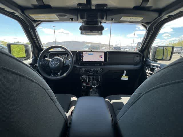 Thumbnail: 2026 Jeep Gladiator - 10