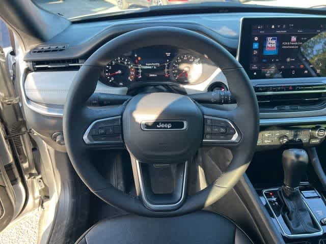 Thumbnail: 2025 Jeep Compass - 15