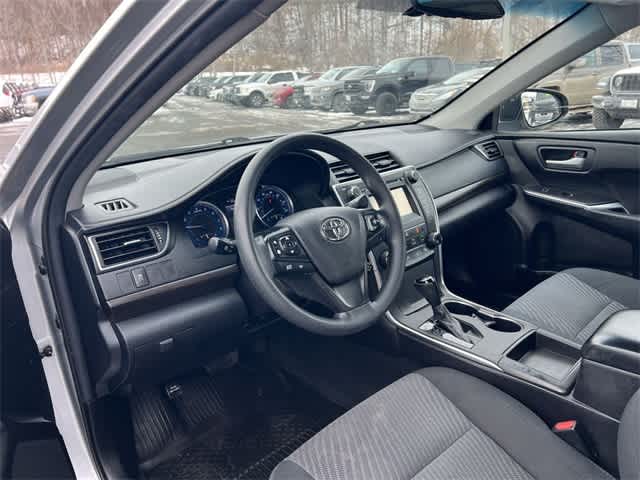 Thumbnail: 2017 Toyota Camry - 10