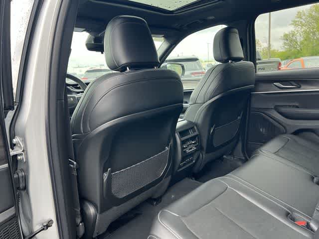 Thumbnail: 2026 Jeep Grand Cherokee - 24