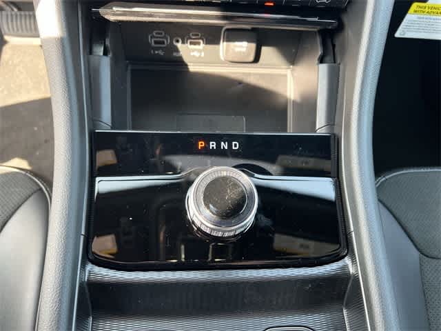 2025 Jeep Grand Cherokee Laredo 22