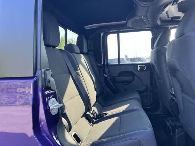Thumbnail: 2026 Jeep Gladiator - 26