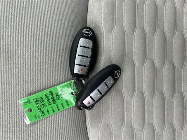 Thumbnail: 2022 Nissan Pathfinder - 25