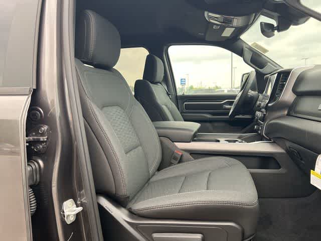 Thumbnail: 2026 RAM 1500 - 27