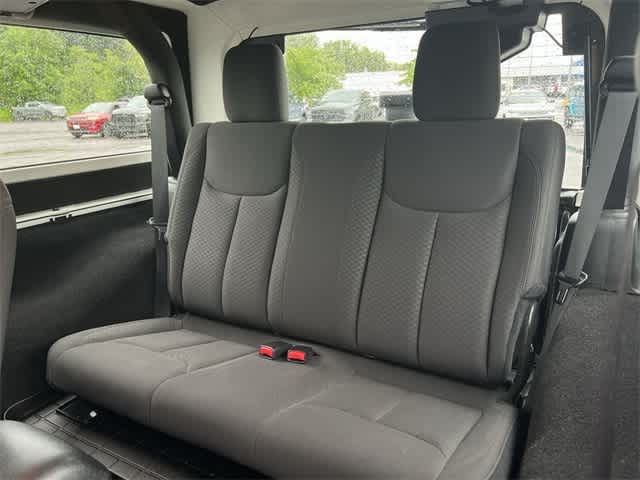 2017 Jeep Wrangler Sport 17