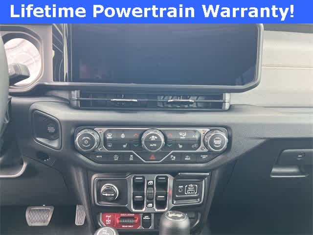 Thumbnail: 2026 Jeep Wrangler - 21